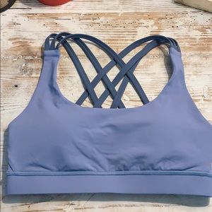 Never worn lululemon sports bra